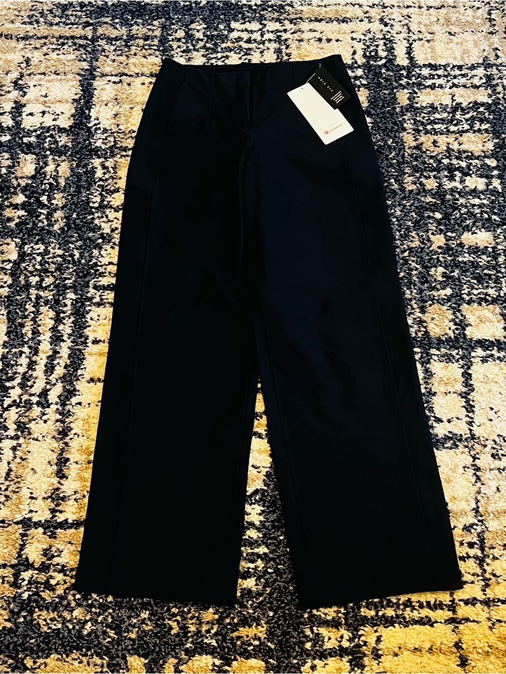lululemon athletica Women’s Navy Asia Fit Wide-Leg Stretch Pants - Picture 2 of 4